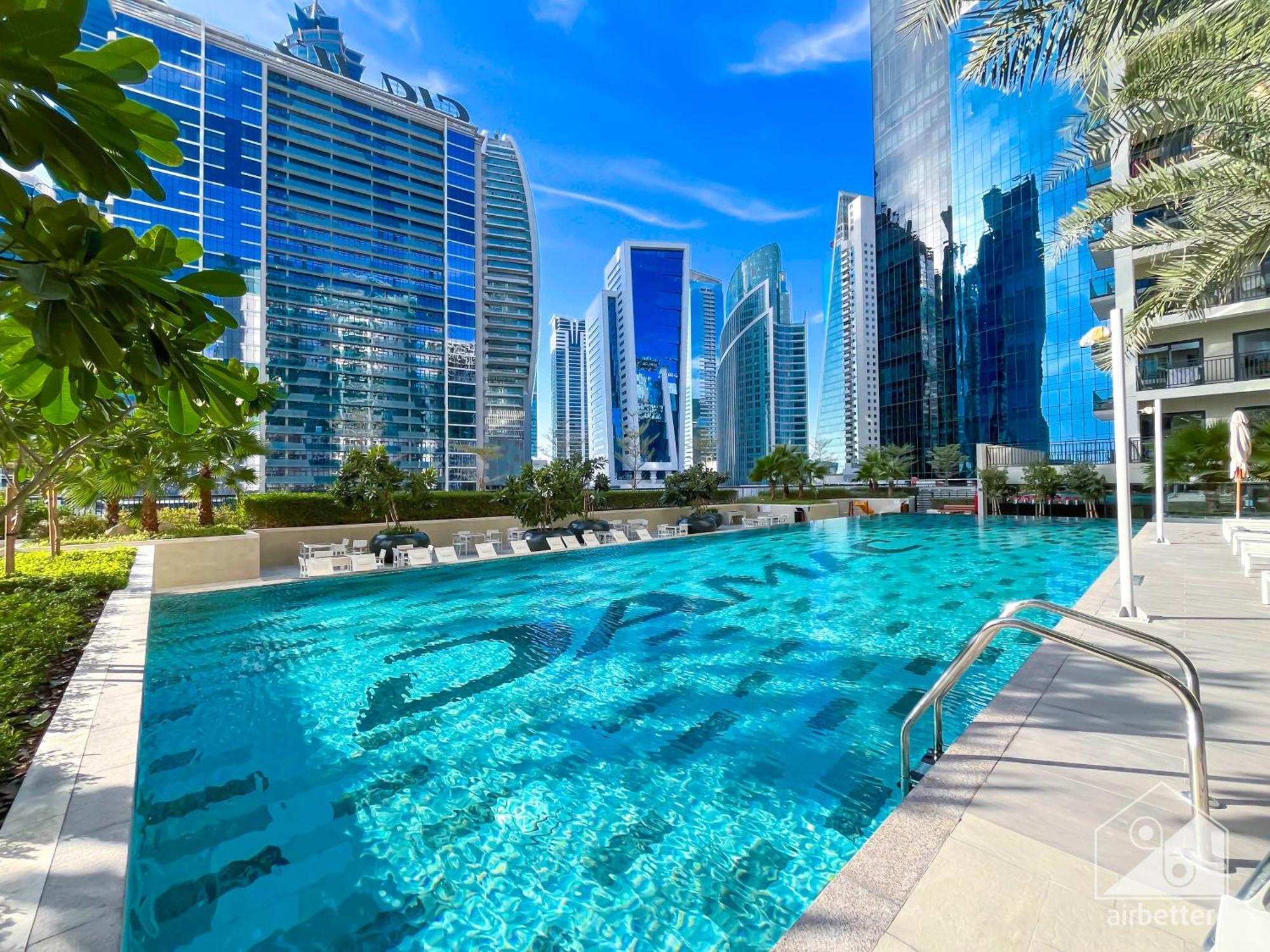 Elegant 1b With Stunning Views & Balcony In Business Bay Dubai