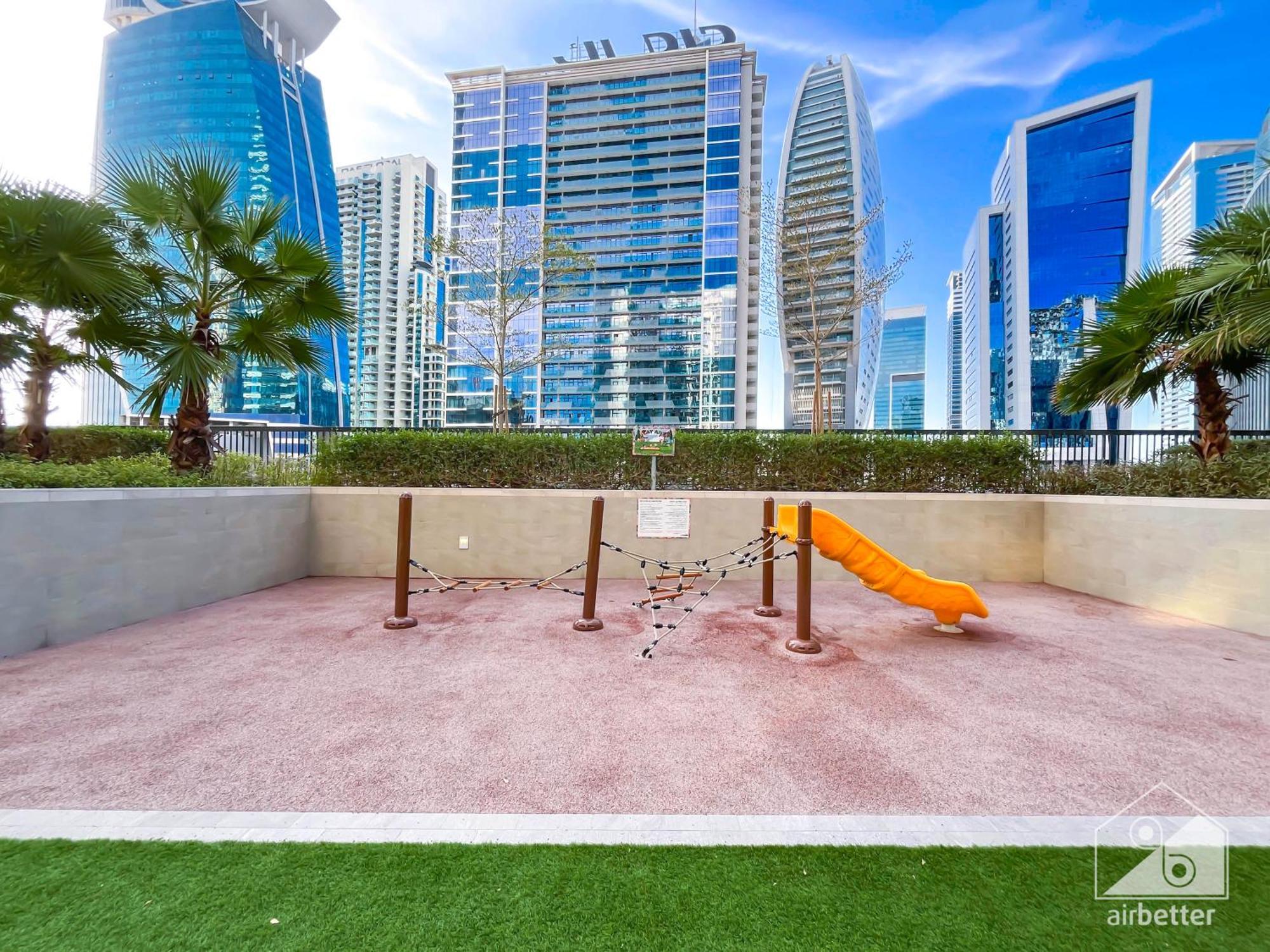 Elegant 1b With Stunning Views & Balcony In Business Bay * Dubai