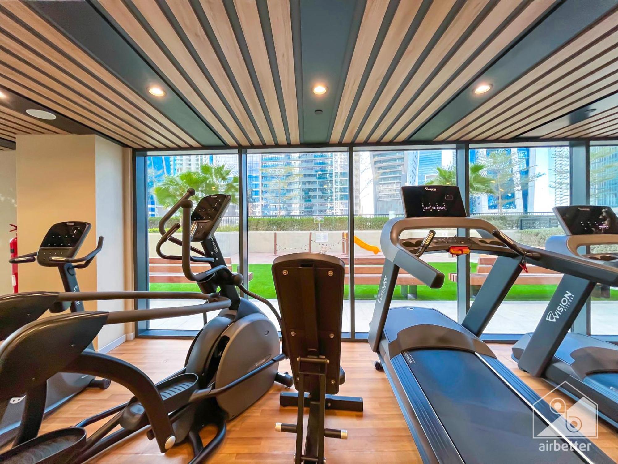 Elegant 1b With Stunning Views & Balcony In Business Bay * Dubai