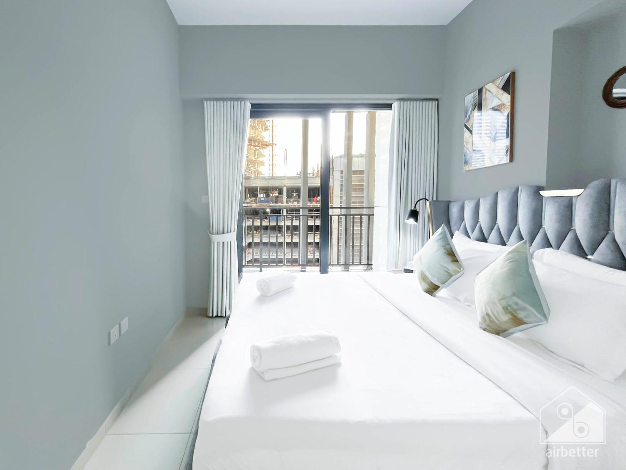 Elegant 1b With Stunning Views & Balcony In Business Bay Apartment