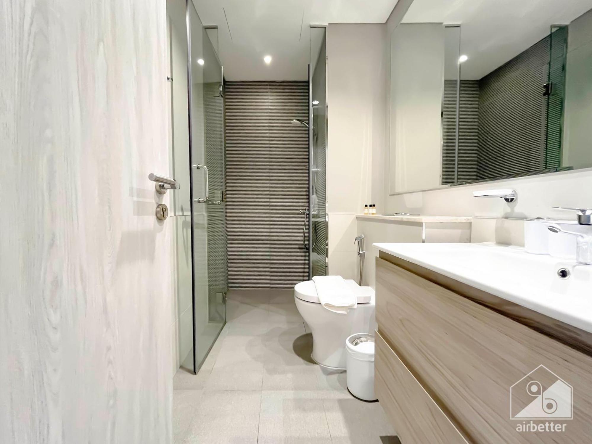 Apartment Elegant 1b With Stunning Views & Balcony In Business Bay Dubai
