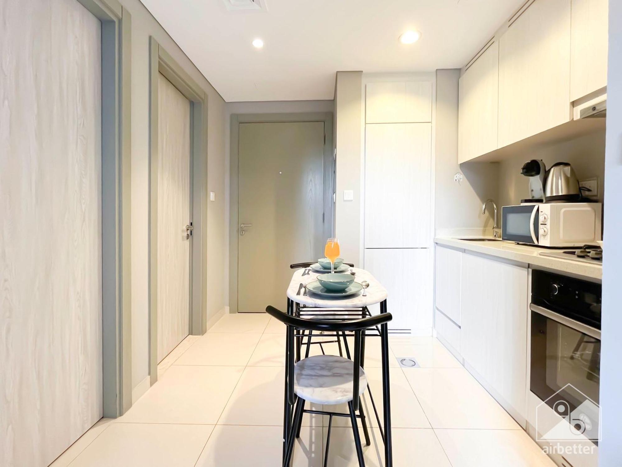 Elegant 1b With Stunning Views & Balcony In Business Bay Apartment *