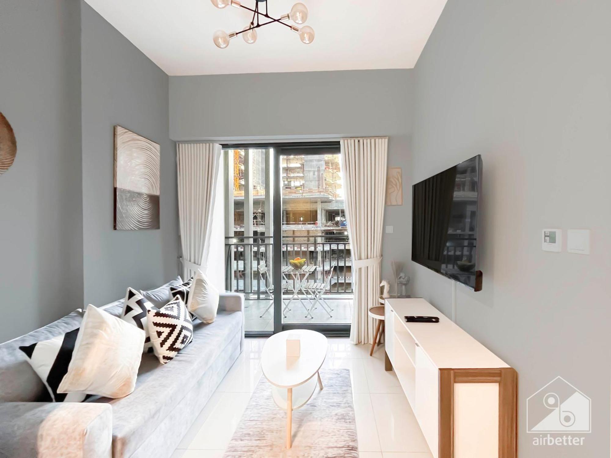 Elegant 1b With Stunning Views & Balcony In Business Bay Apartment Dubai